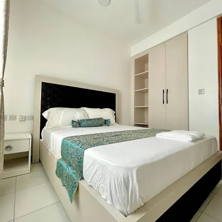 Buxton Point Apartment Момбаса Экстерьер фото