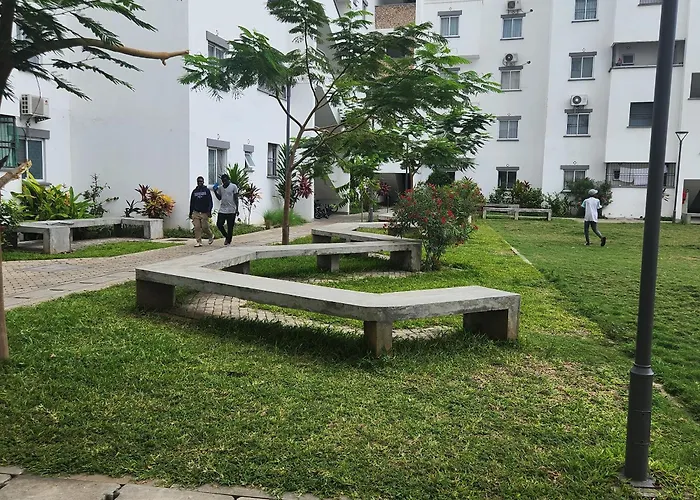 Buxton Point Apartment